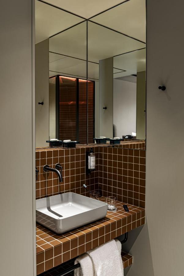 Hotel Paradiso Parigi Esterno foto